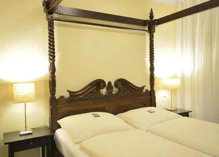 ALPHA Hotel Garni